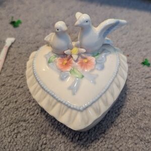 Vintage K's Collection Dove Decorative Ceramic Trinket Box